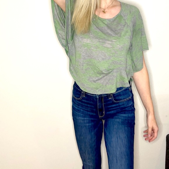 Ella Moss | flowy top | L - Picture 2 of 5